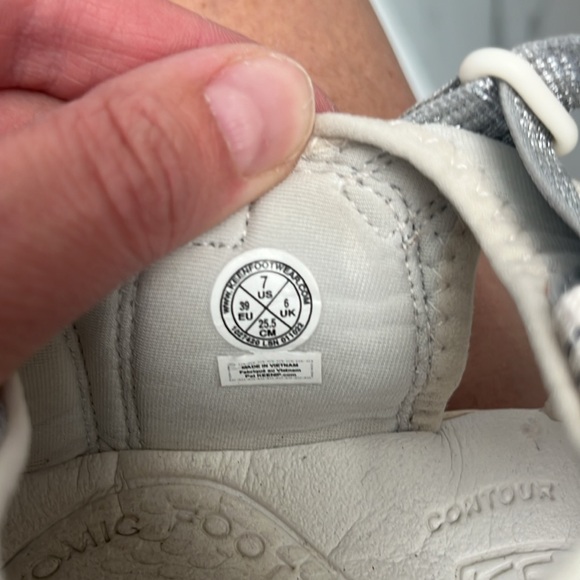 Keen Grey Youth Sandals - Picture 8 of 8